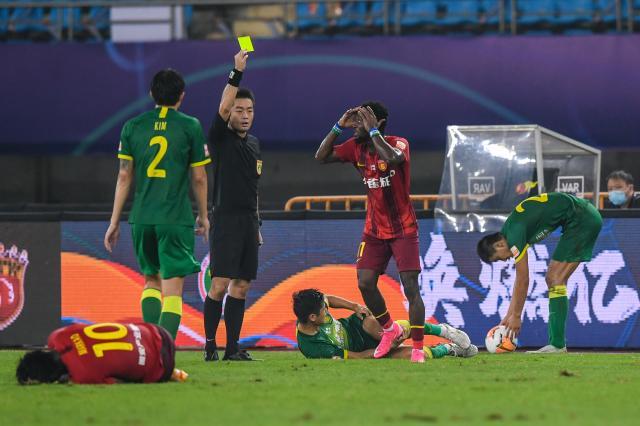 星空体育app官方网站-2021国际级裁判：王迪金京元入选 顾春含王竞降级